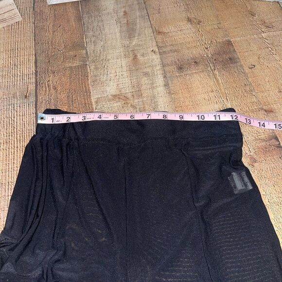 Black sheer bell bottom pants forever21 - Picture 8 of 10